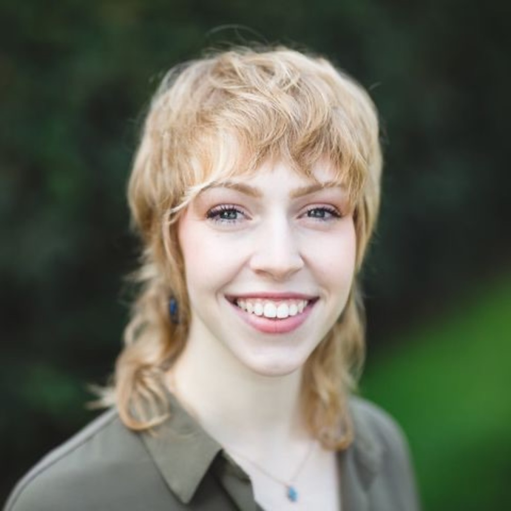 Meet your Posher, Julianna